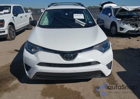 2017 Toyota Rav4 Le z USA, uszkodzony, nr VIN 2T3ZFREV2HW369657